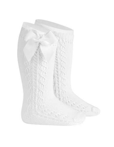 25992 BLANCO CALCETINES ALTOS CALADO LATERAL CON LAZO GROSGRAIN  MARCA CONDOR