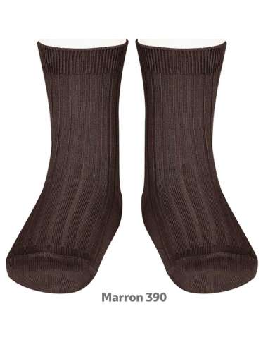 Brown ribbed ankle socks