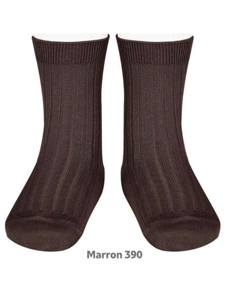 Brown ribbed ankle socks