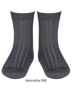 Short ribbed ankle socks in anthracite color