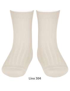 Short ribbed ankle socks in linen color