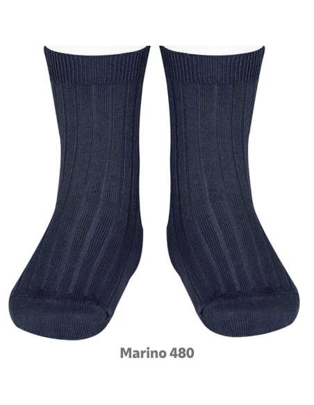 Short ribbed ankle socks in navy color