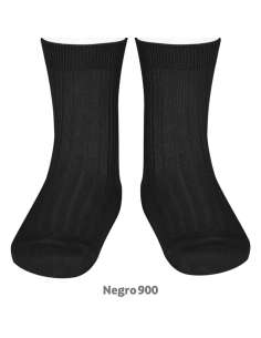 Short ribbed ankle socks in black color